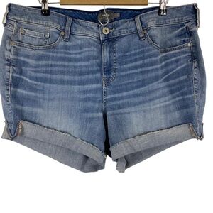 Torrid Womens Shorts Plus Size 22 Denim Cuffed Medium Wash Blue Stretch